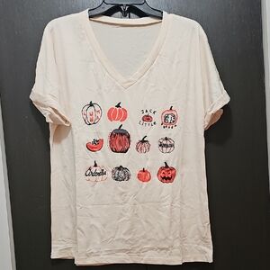 Women's Cream Pumpkin Graphic Tee